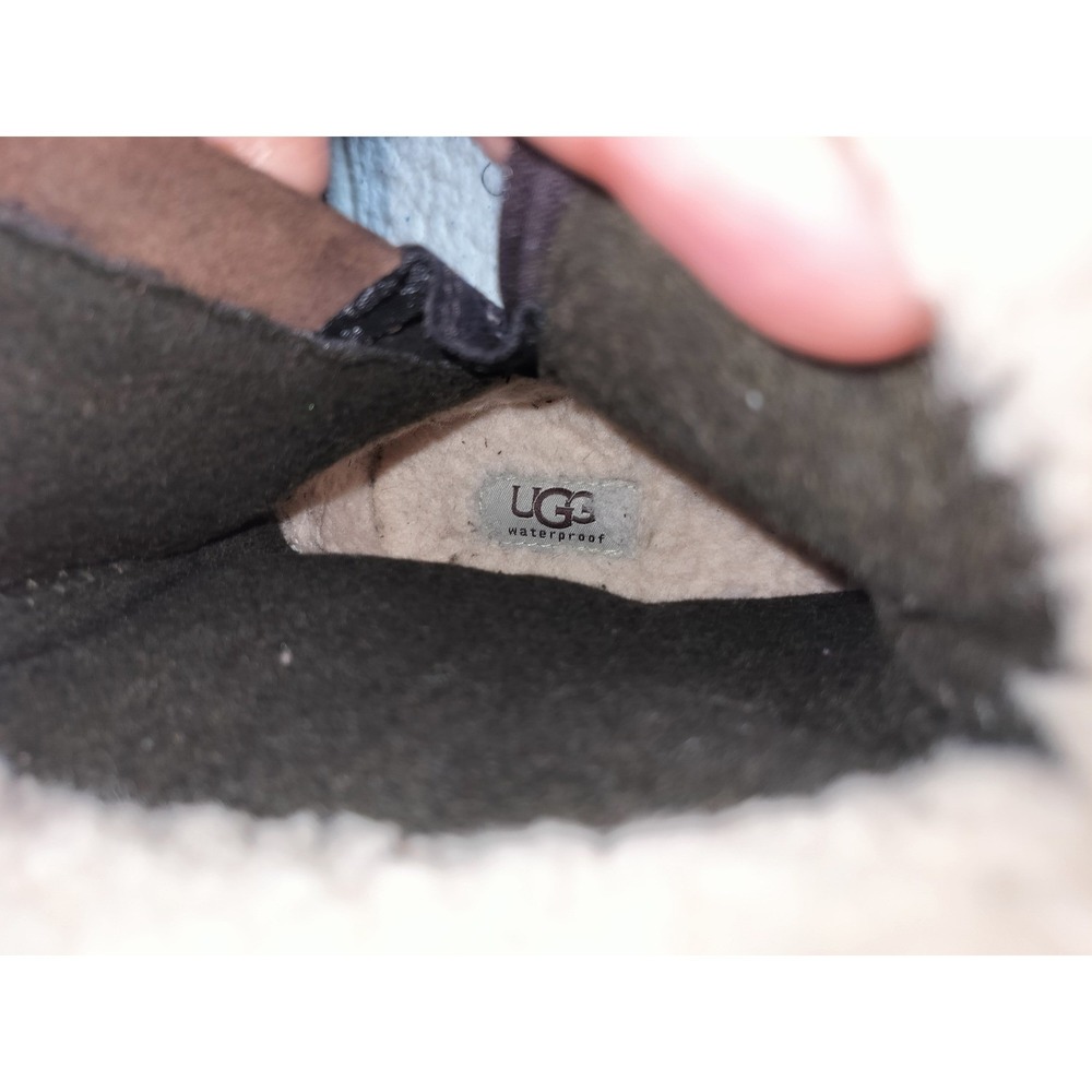 UGG Women's Brown Lorna Waterproof Multi-textured Uppers Leather Boots Size 7 - Picture 9 of 10